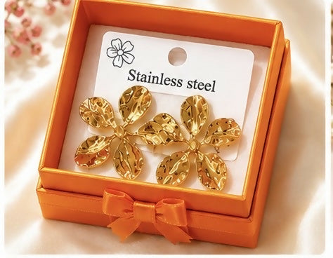 Blooming Gold Flower Earrings